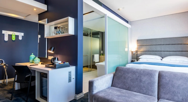 Полулюкс с 2 комнатами aha Gateway Hotel Umhlanga