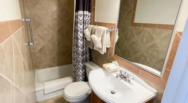 Номер Standard Baseball Town Motel