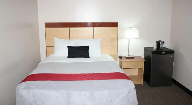 Двухместный номер Standard IACC Centers - Hotel Downtown Windsor