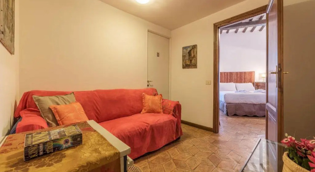 By the charming Piazza Navona - FromHometoRome, Prenota Hotel Piazza Navona Roma