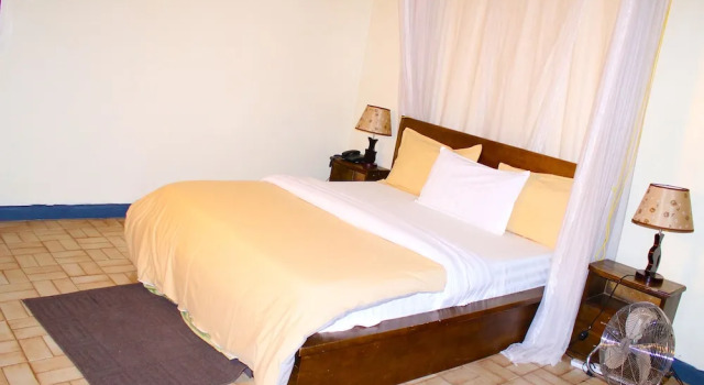 Двухместный номер Standard с балконом Troos Hotel