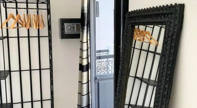 Elegant Villa in Medina Marrakech + Pool, Book Villa Cottages in Medina, Cottage