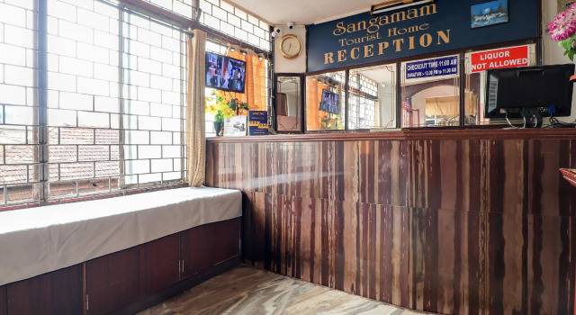 SPOT ON 40760 Sangamam Tourist Home