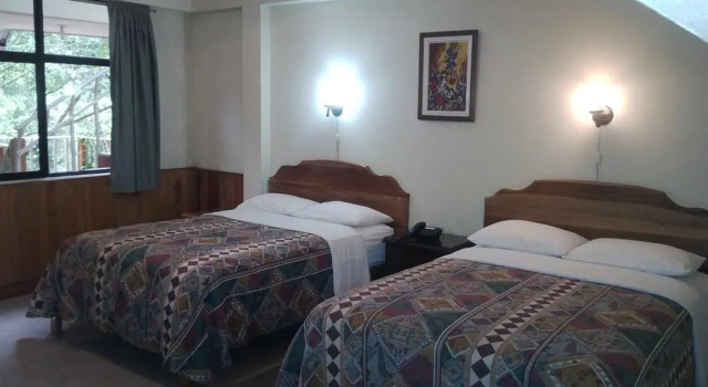 Hotel los Yutzos, Book Hotel Hotels in Amazonas with Parking, Parking