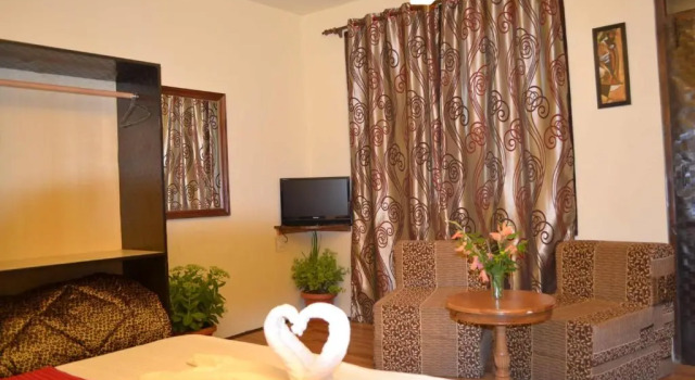 Двухместный номер Standard с балконом и с красивым видом из окна Sparsh Resort, A Boutique Stay - Just 2kms uphill from Mall Road, near Old Manali