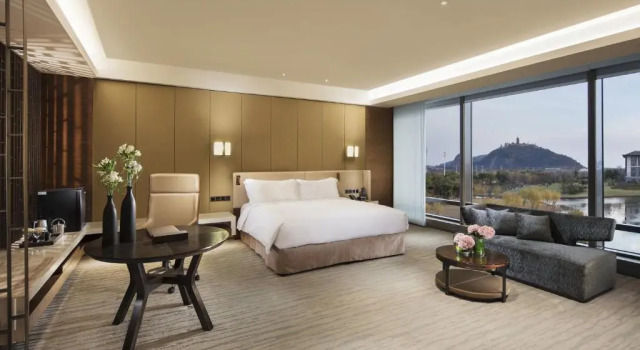 Camera doppia Premium con vista sul fiume InterContinental Nantong, an IHG Hotel-Best view of yangtze