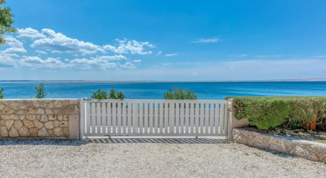 Коттедж Exotic Holiday Home in Tribanj-Krušćica near Sea