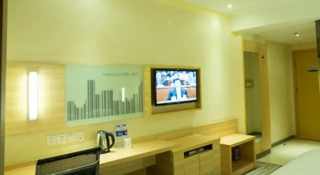 Люкс City Comfort Inn Huanggang Macheng City Macheng Square