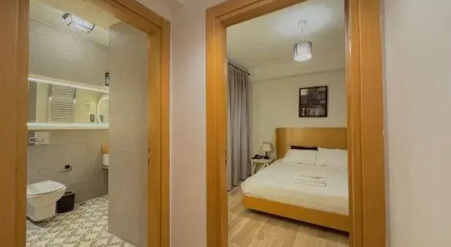 Люкс Deluxe Taksim Square—1BR Deluxe Suite 04