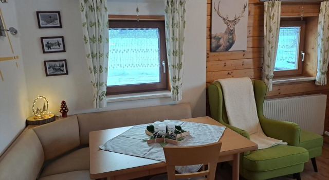Kathis Appartement, Rezerwuj Apartament Hotele w Salzburg z parkingiem, Parking