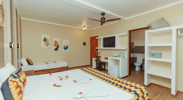 Номер Standard с балконом и с красивым видом из окна Blackstone Beach Resort