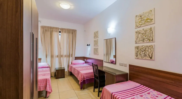 Getawaysmalta - Blue Harbour 2 Seafront 3-bedroom Apt With Large Back Terrace, Buchen Sie Hotel St. Paul's Bay Malta