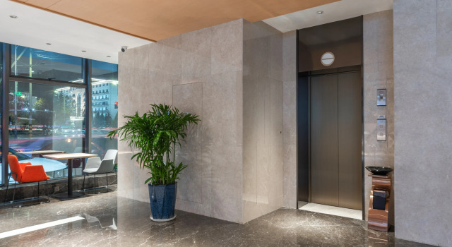 Holiday Inn Express Yangquan City Center by IHG, Book Hotel Hoteller i Yangquan med parkering, Parkering