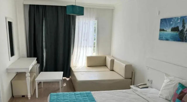 Li̇zboni̇a Çeşme Otel, Rezerwuj Hotel Çeşme Izmir