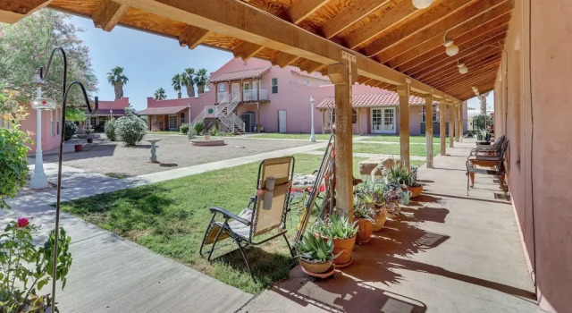 Апартаменты Eloy Retreat w/ Pool Access + Central A/c!