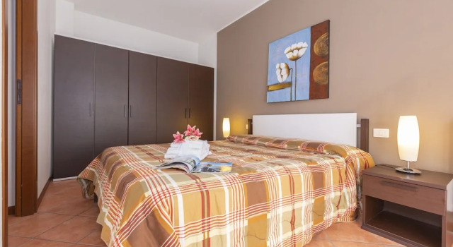 Fontana Del Lago Apt. 12, Забронировать Отель Варенна Озеро Комо, рядом с Вилла Монастеро