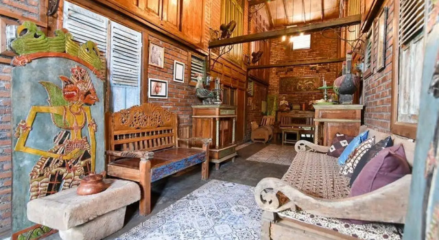 RedDoorz near Jimbaran Beach, Book Hotel Cheap Hotels in Bali