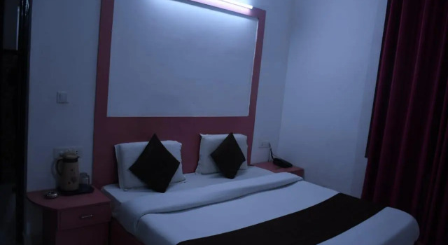 Hotel Vivek inn Katra, Забронировать Отель Отели Катра с парковкой, Парковка