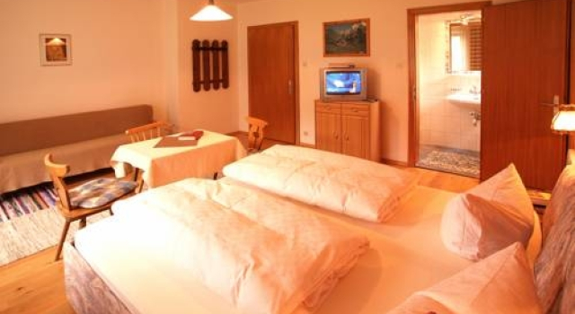 Gasthof Inntalerhof, Rezervovat Hotel Hotely v Toesens s parkováním, Parkování