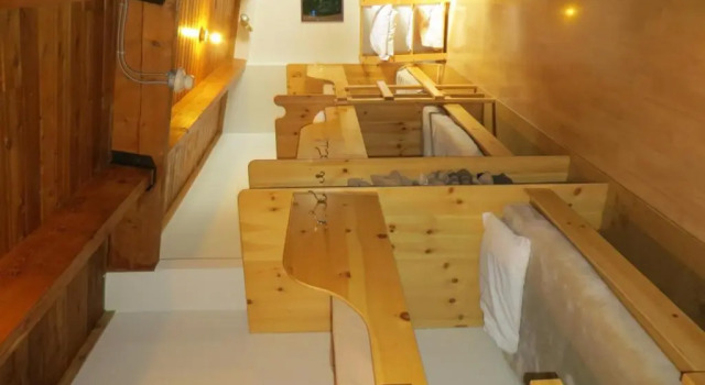 Кровать в общем номере (мужской номер) HI Kananaskis Wilderness - Hostel
