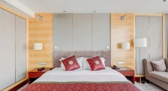 Люкс Business Rongfeng International Hotel
