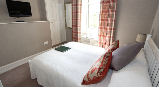 Sherwood Guest House, Buchen Sie Pension Hotels in Edinburgh mit Parkplatz, Parkplätze