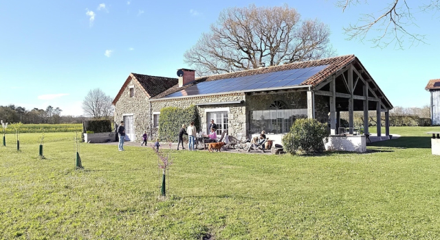 Family Chateau Retreat, Prenota Casa vacanze Hotel a Aquitania con parcheggio, Parcheggio