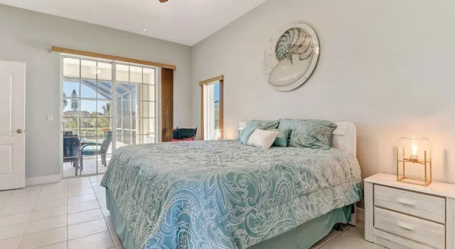1226 SE 20th ST, Забронировать Вилла Отели Кейп-Корал 4 звезды, 4*
