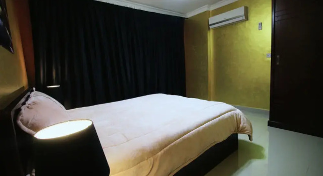 Golden Charming 3-bed Apartment in Cairo