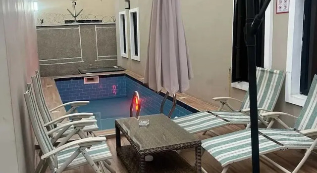 Joyzy Haven Luxury Service Apartment
