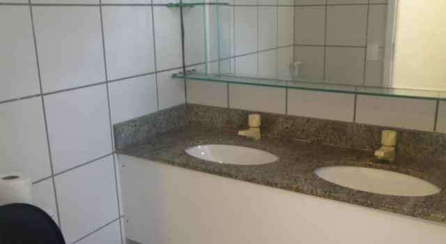 apartamento na beira mar 16