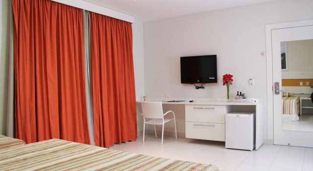 Hotel Port Louis, Забронировать Отель Отели Карагуататуба 3 звезды, 3*