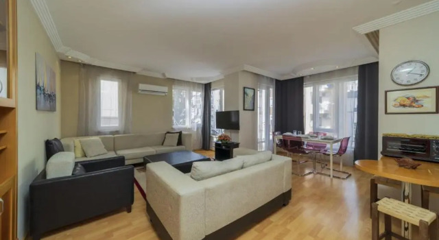 Cozy Flat With Balcony Close to Konyaalti Beach, Забронировать Отель Коньяалты 