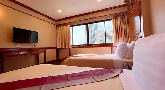 Номер Standard The Promenade Bangkok