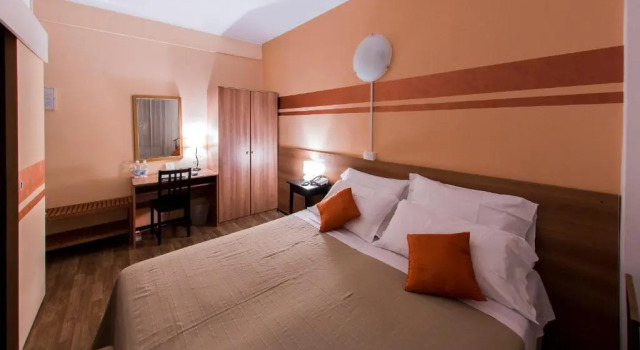 Quari Hotel Restaurant & Pizza