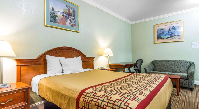 Двухместный номер Standard Rodeway Inn & Suites Hayward - Oakland South