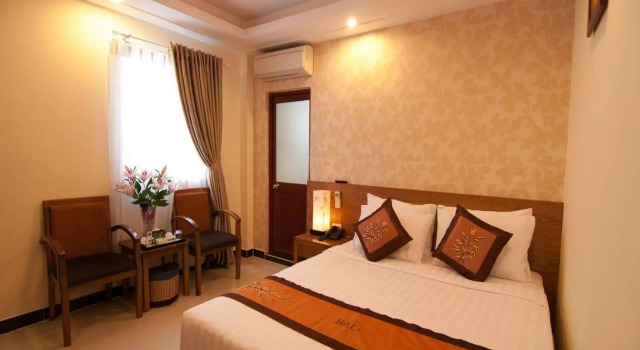 Valentine Boutique hotel - 29 Bui Vien street, Забронировать Отель Недорогие отели Района 1, рядом с Дворец Независимости, недорого