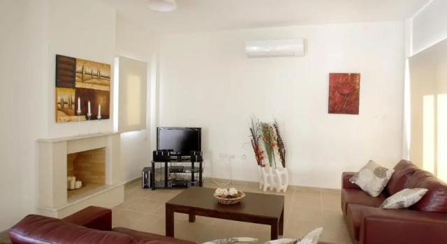 Вилла Elise in Protaras With 3 Bedrooms and 2 Bathrooms