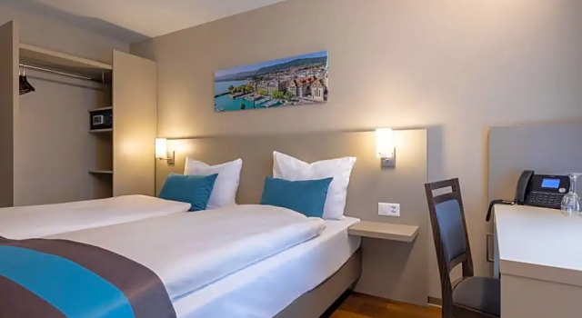 Номер Standard Trip Inn Zurich Hotel