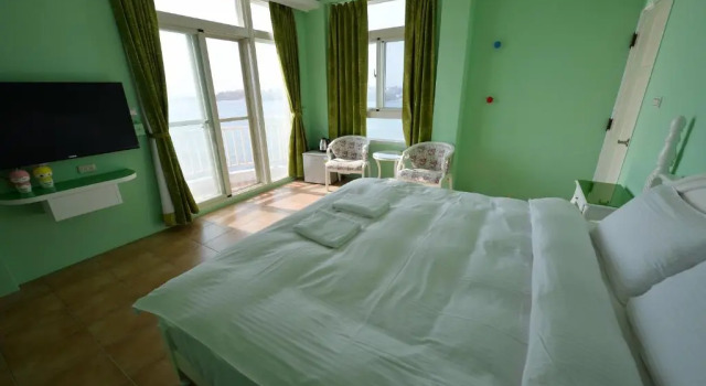 Camera doppia Deluxe con balcone e con vista mare Lovers Bay