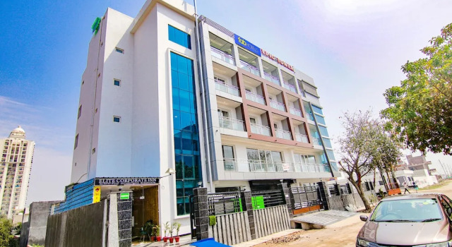 Fabhotel Satyam International, Забронировать Отель Нойда штат Уттар-Прадеш