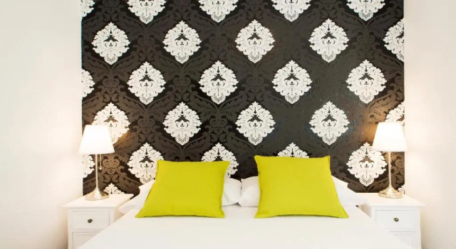 Fira Guest House