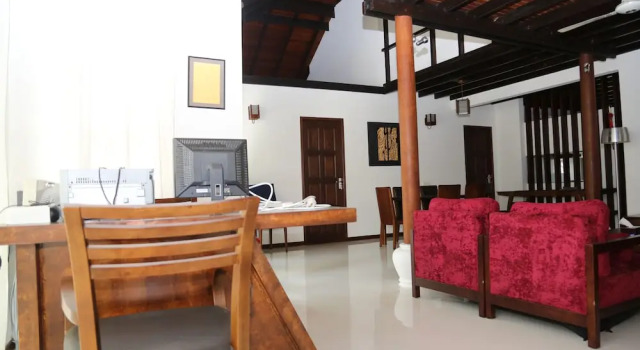 Pandanus Villa, Réserver Villa Velidhoo (Noonu Atoll) Noonu Atoll