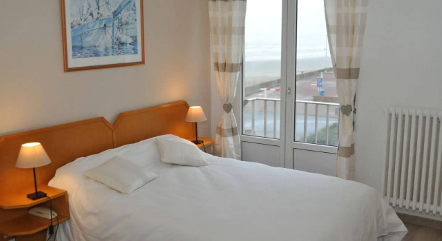 Hotel La Terrasse, Забронировать Отель Отели в центре Фор-Маон-Плаж с завтраком, отели в центре Фор-Маон-Плаж с завтраком