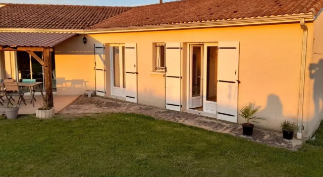 Cocooning Au Saut du Loup, Rezervasyon Otel Lavergne oteller ve konaklama yerleri, Otel