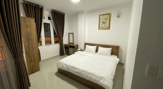 Mat Troi Vang Hotel, Забронировать Отель Далат Ламдонг