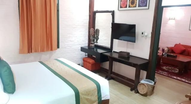 Полулюкс с балконом Woodfield Resort