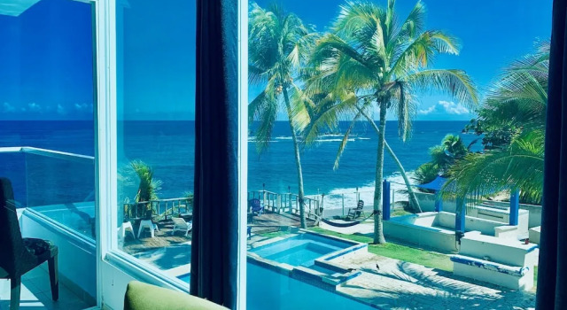 Двухместный семейный люкс Deluxe Ventana al Atlantico at Arecibo 681 Ocean Drive