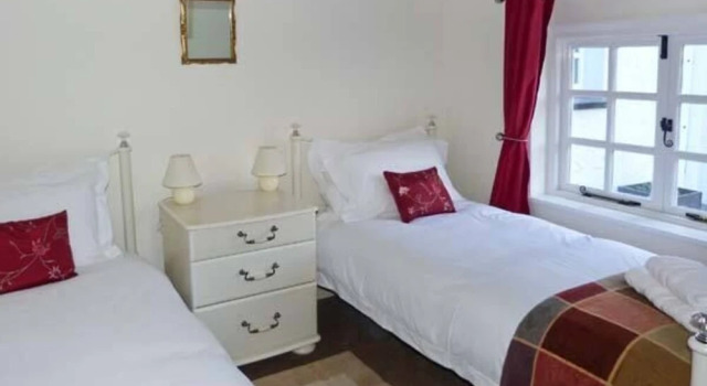Coachman's Cottage, Забронировать Дом для отпуска Отели Озерный края с парковкой, Парковка