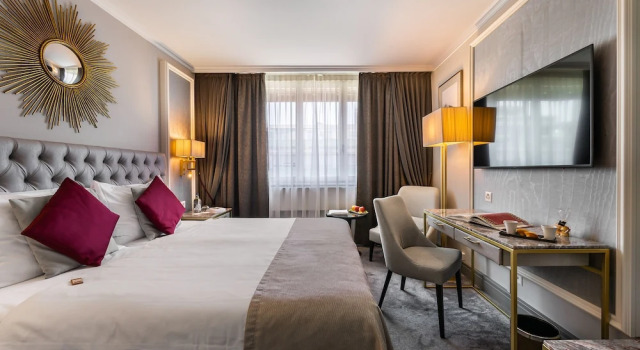 Одноместный номер Superior Royal Manotel